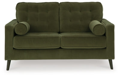 Reveon Lakes Loveseat