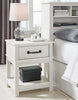 Dorrinson Nightstand