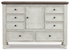 Havalance Dresser